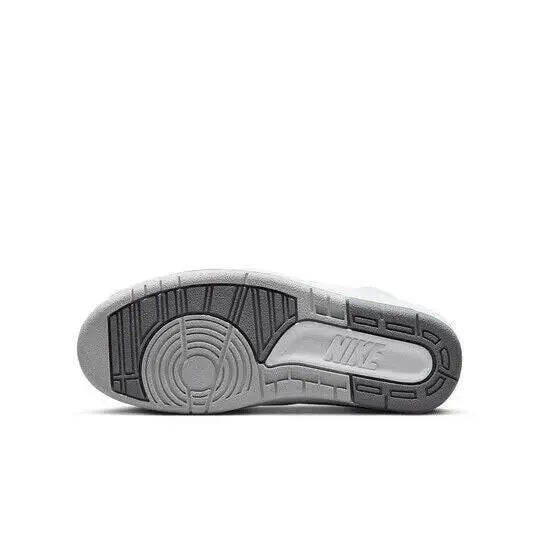Air Jordan 2 Retro Basketball Shoes Unisex Kids Size 3 Cement Gray.