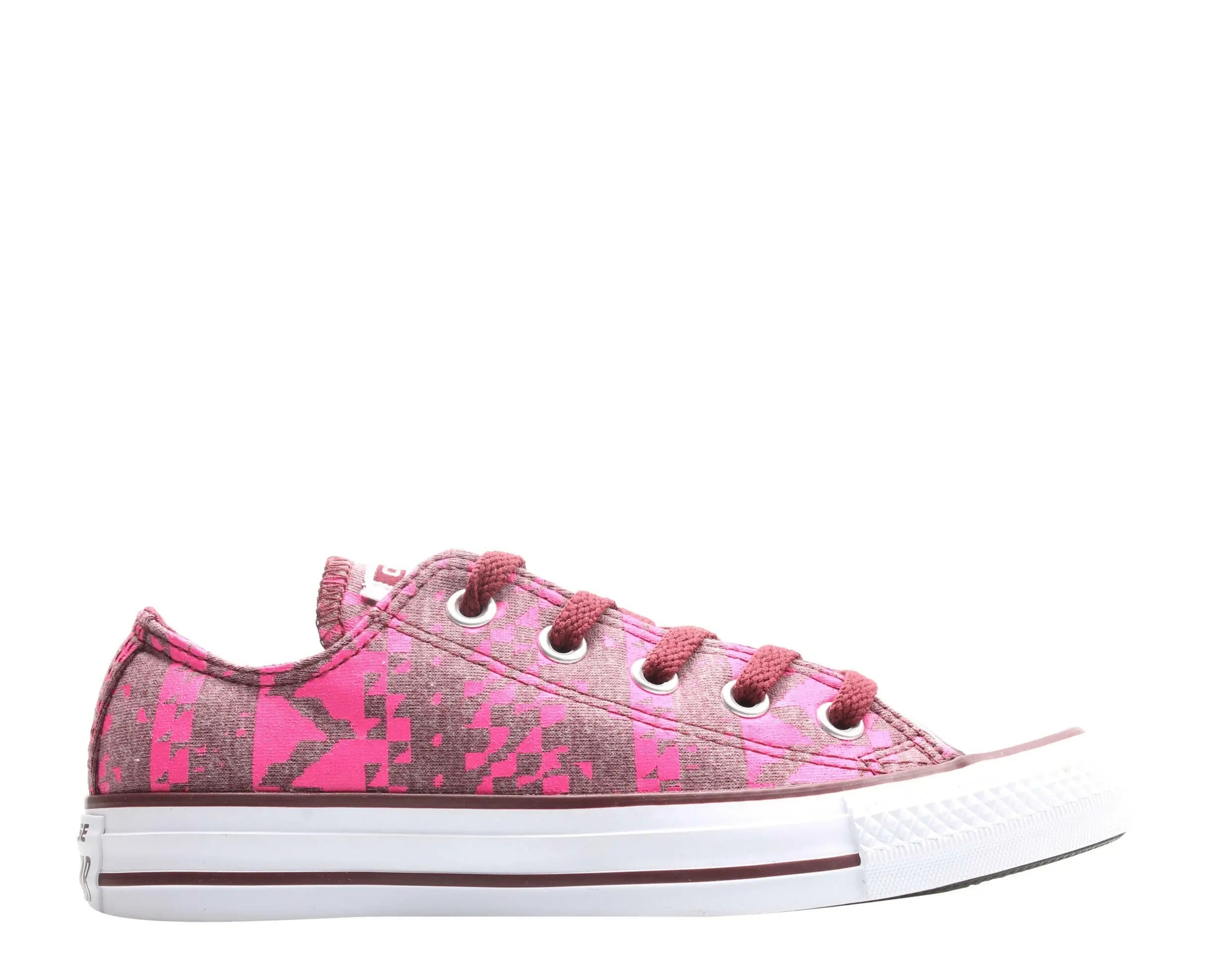 Converse Chuck Taylor All Star Ox Print Women's Sneakers.
