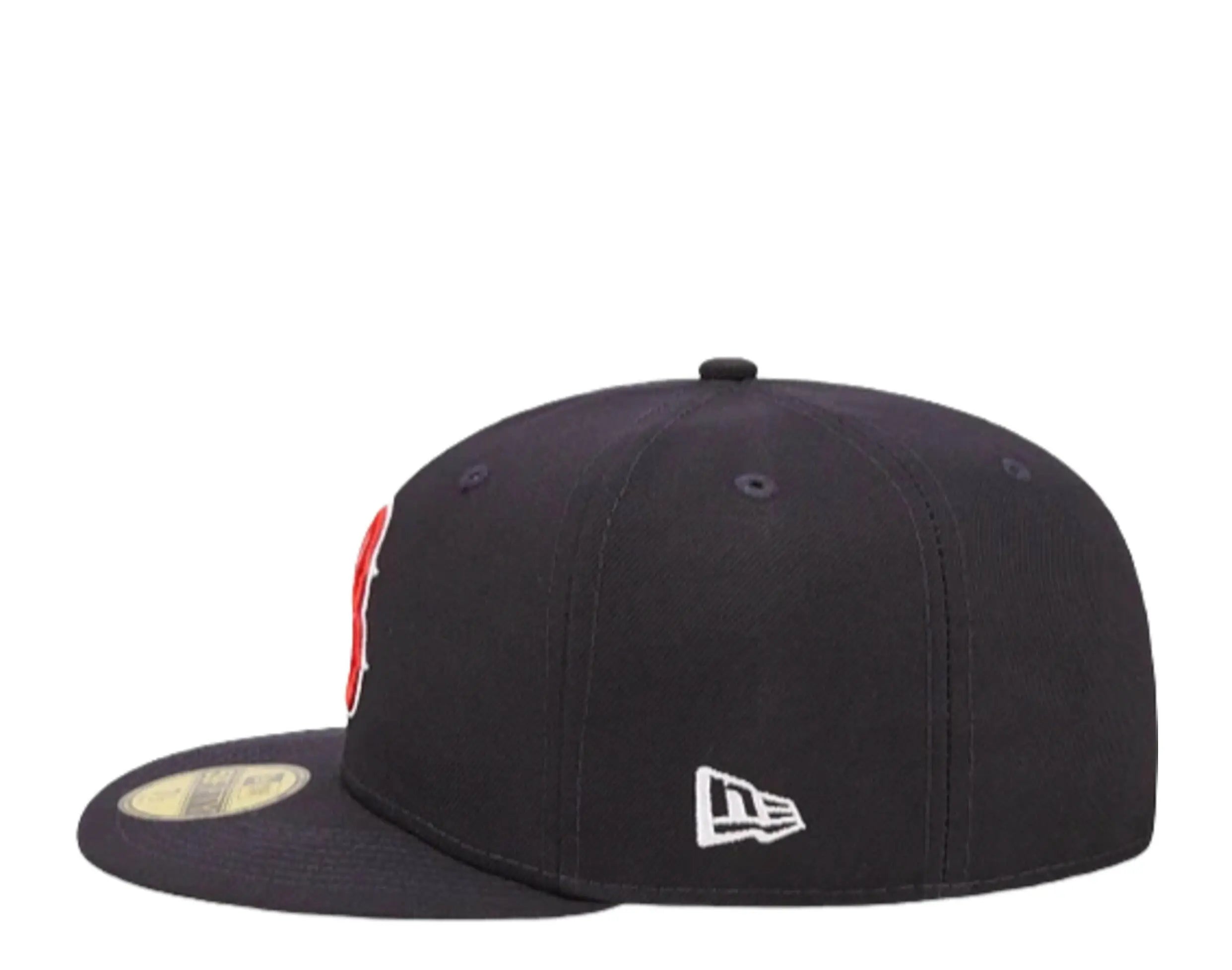 New Era 59Fifty MLB Boston Red Sox Cloud Icon Fitted Hat.