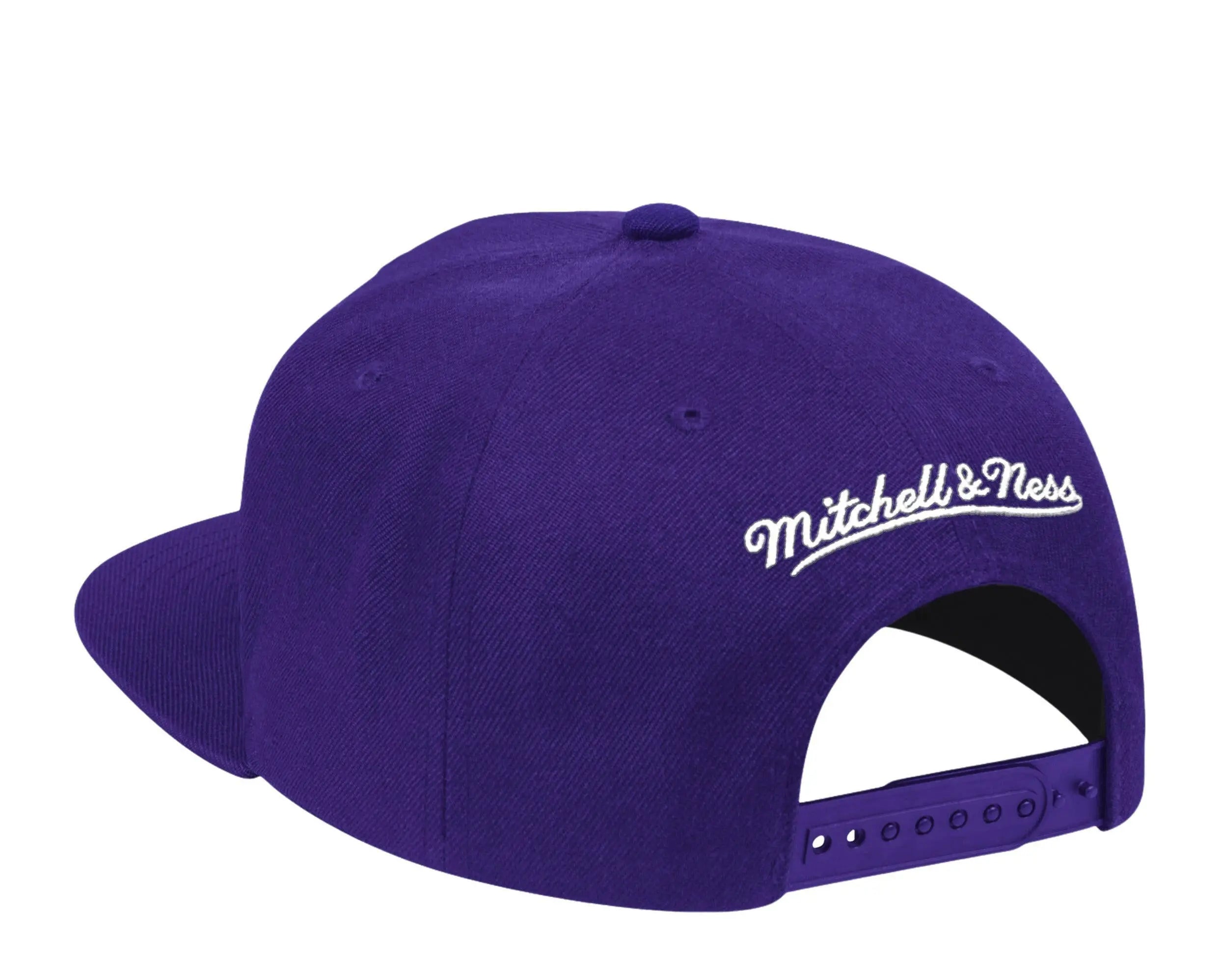 Mitchell & Ness NBA Los Angeles Lakers HWC Logo Remix Snapback Hat.