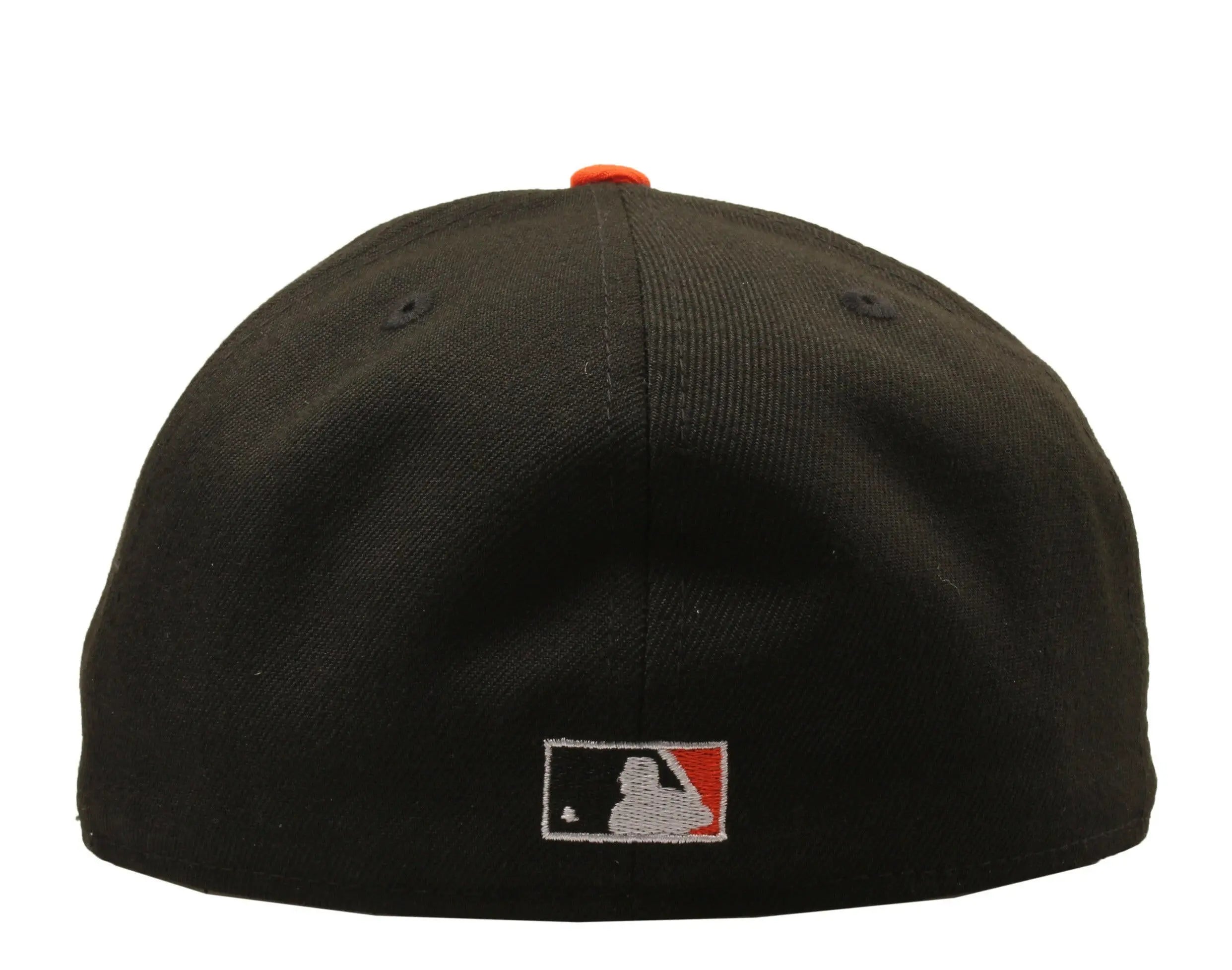New Era x NYCMode 59Fifty MLB San Francisco Giants 2012 World Series Fitted W/ Pink Undervisor.