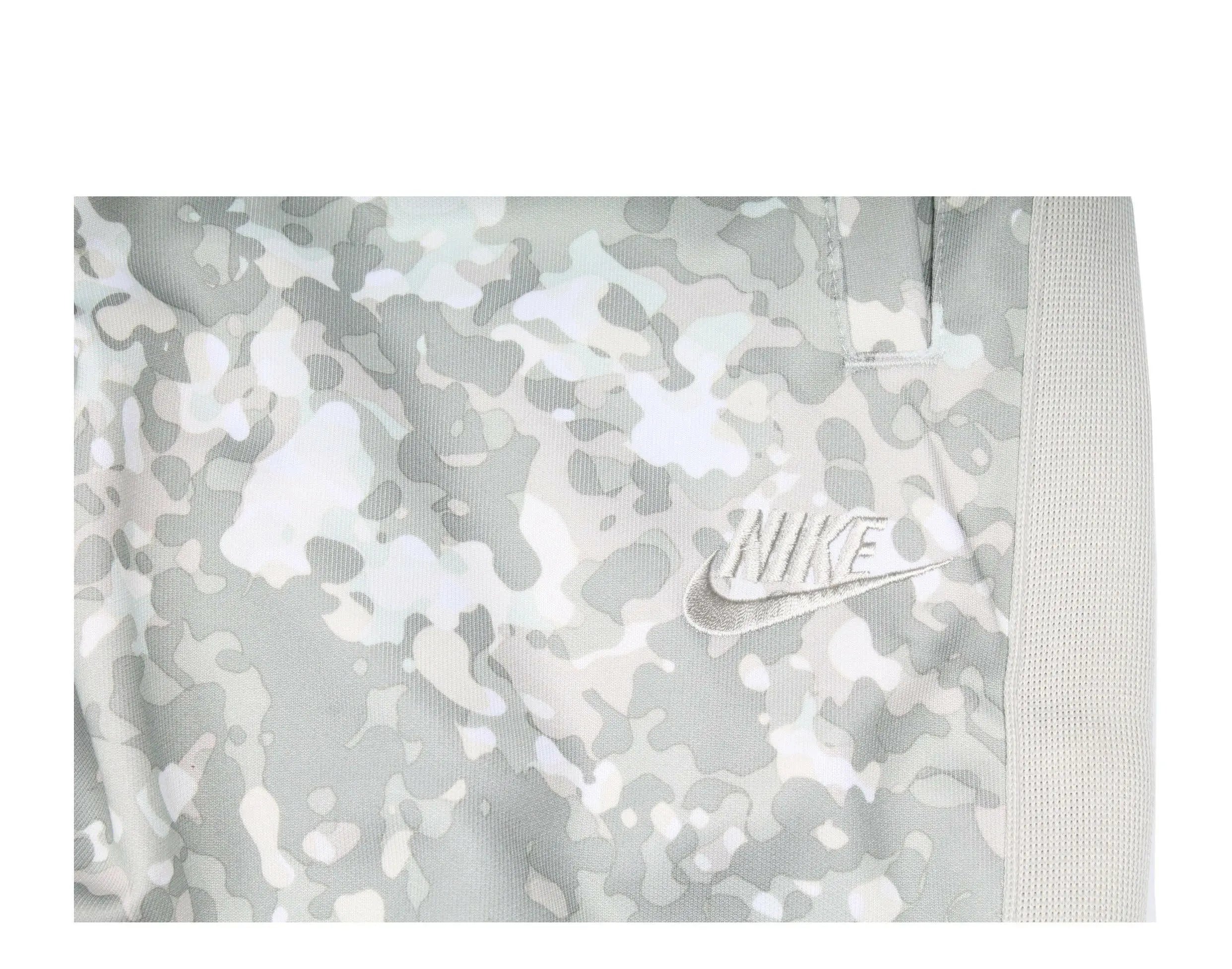 Nike Sportswear Camo Tribute Men's Pants.