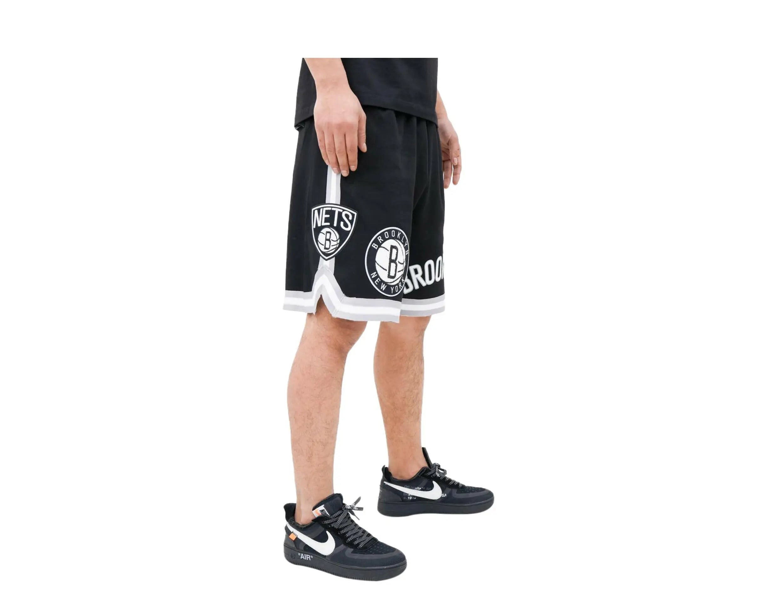 Pro Standard NBA Brooklyn Nets Pro Team Men's Shorts.
