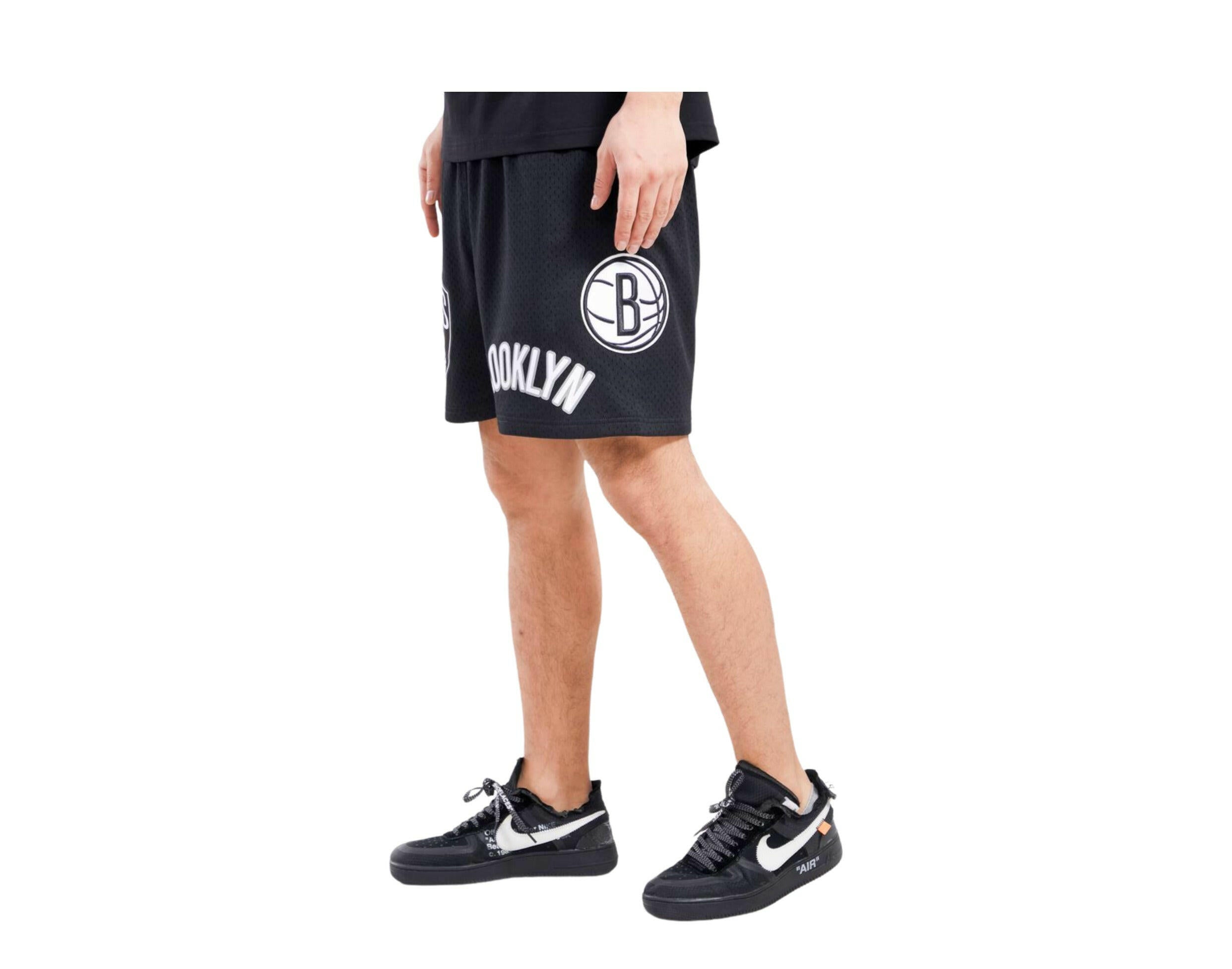 Pro Standard NBA Brooklyn Nets Logo Pro Team Mesh Shorts.