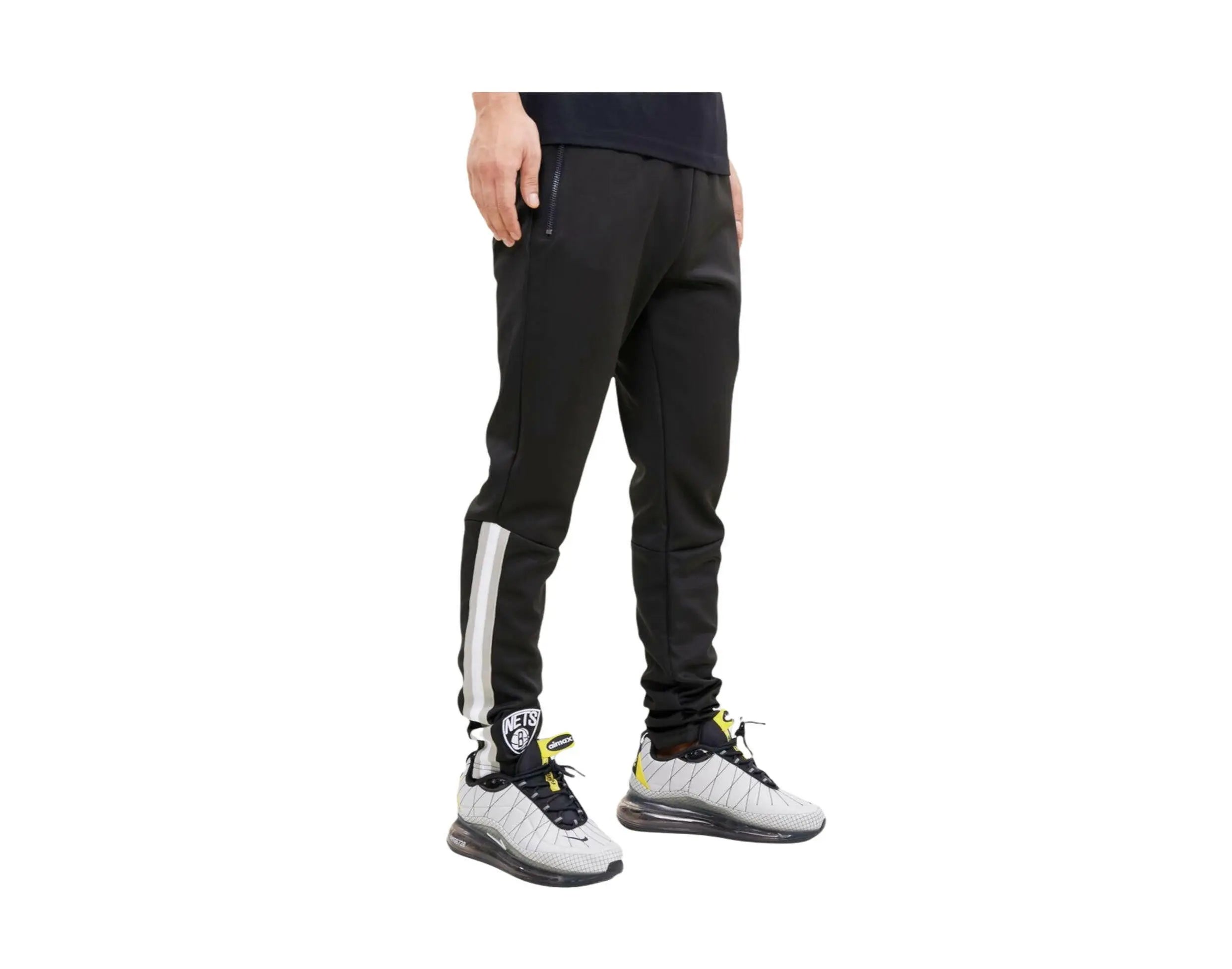 Pro Standard NBA Brooklyn Nets Pro Team Track Pants.