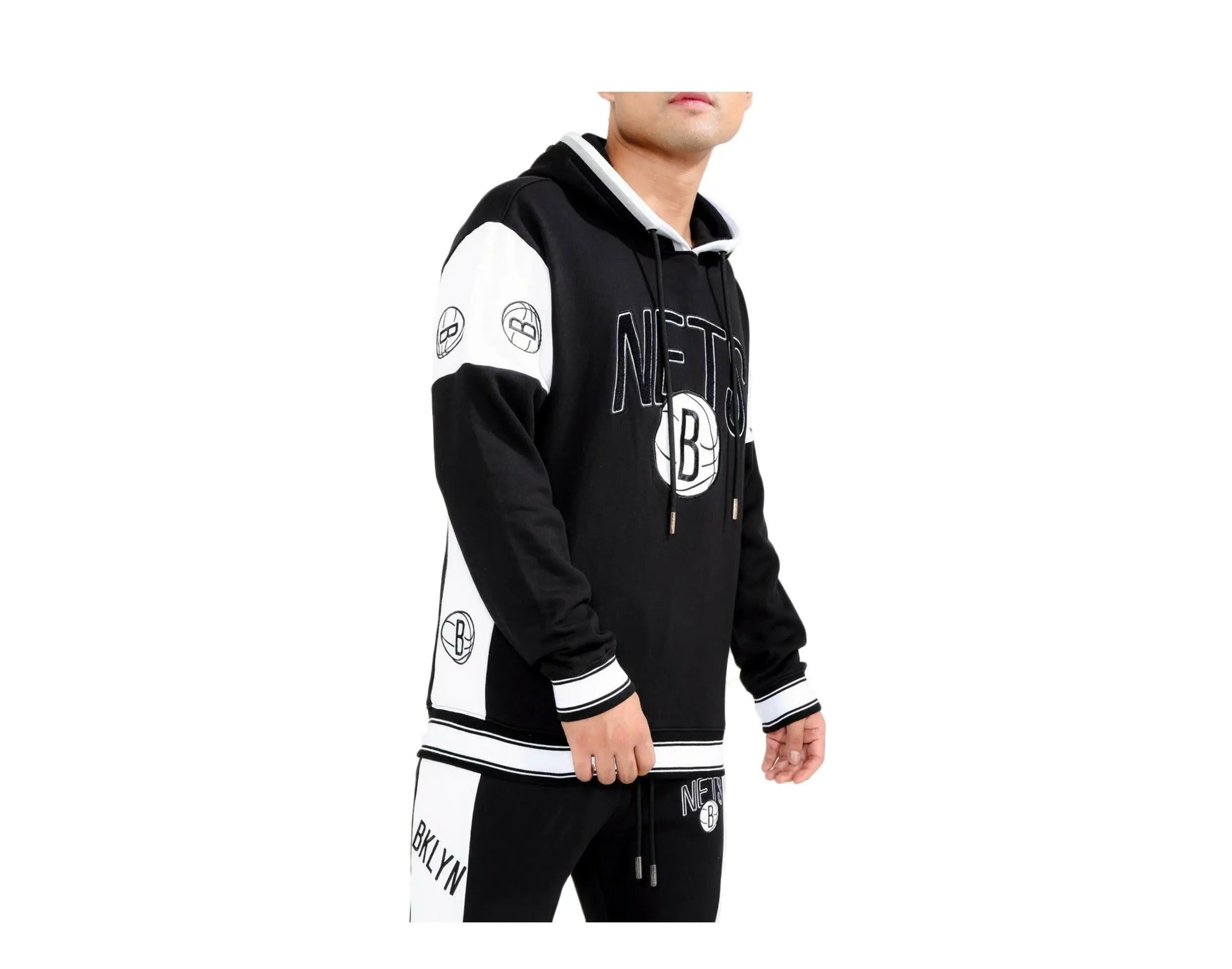 Pro Standard Scrimmage Brooklyn Nets Men's Hoodie.