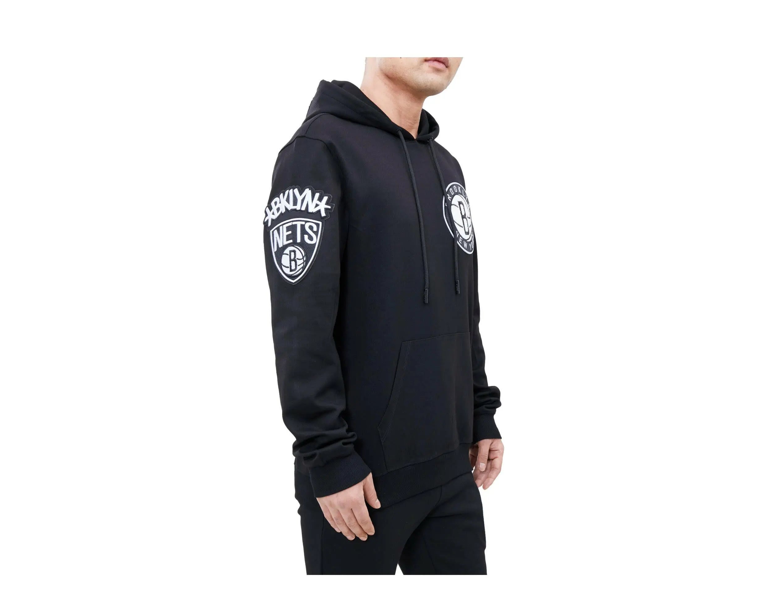 Pro Standard NBA Brooklyn Nets Logo Blended P/O Men's Hoodie.