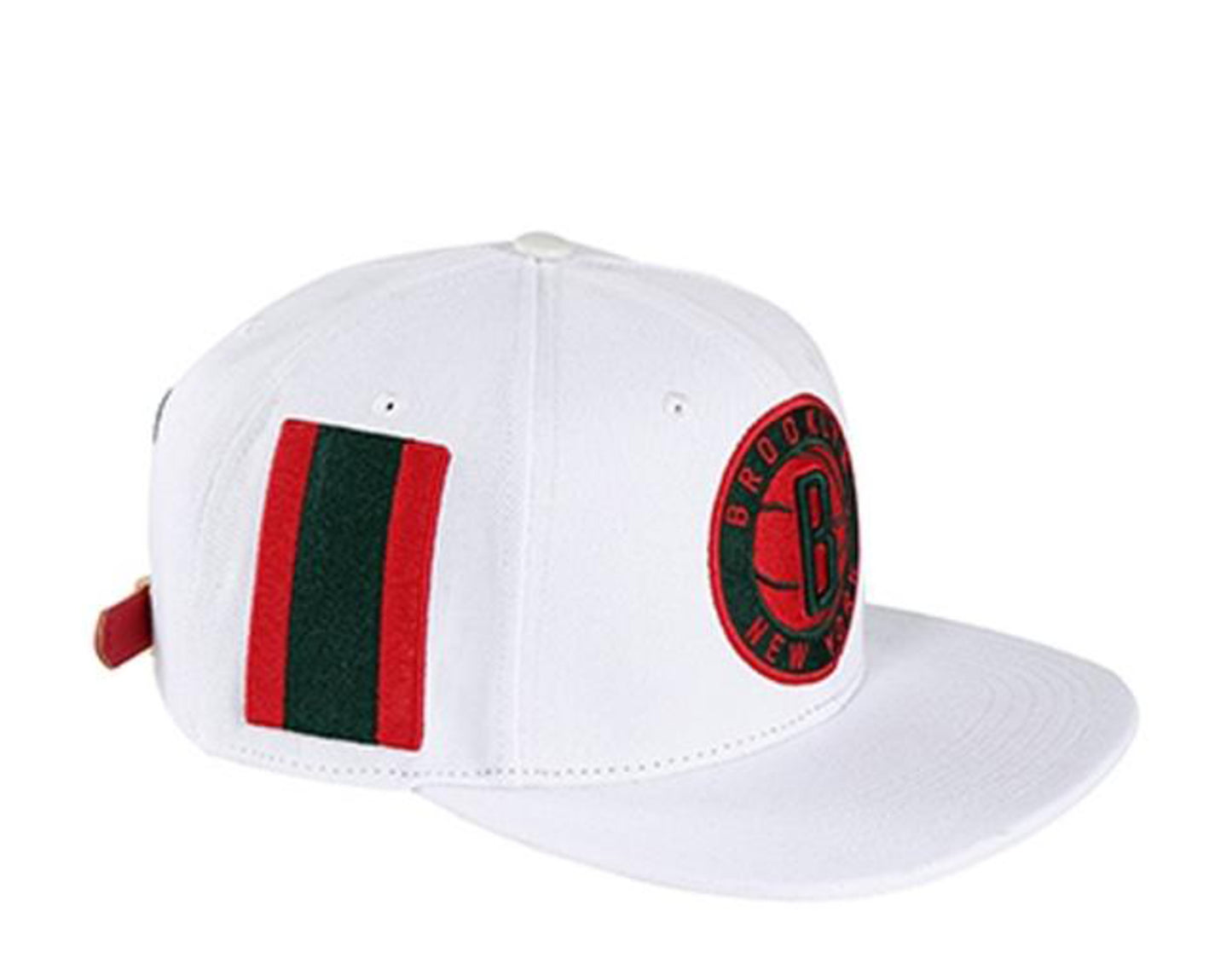 Pro Standard Brooklyn Nets Logo Green-Red Patch Strapback Hat