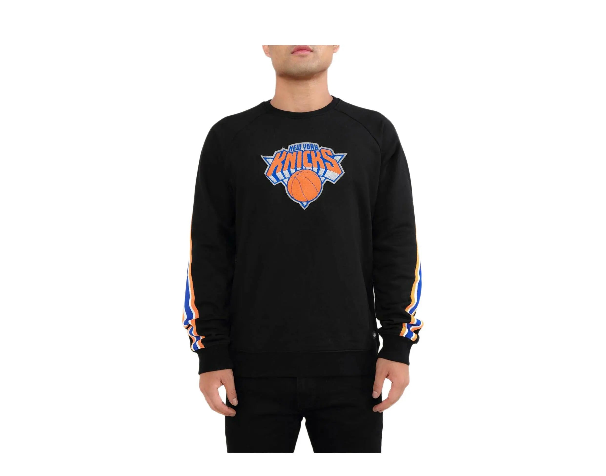 Pro Standard Old English New York Knicks Crewneck Men's Sweatshirt.
