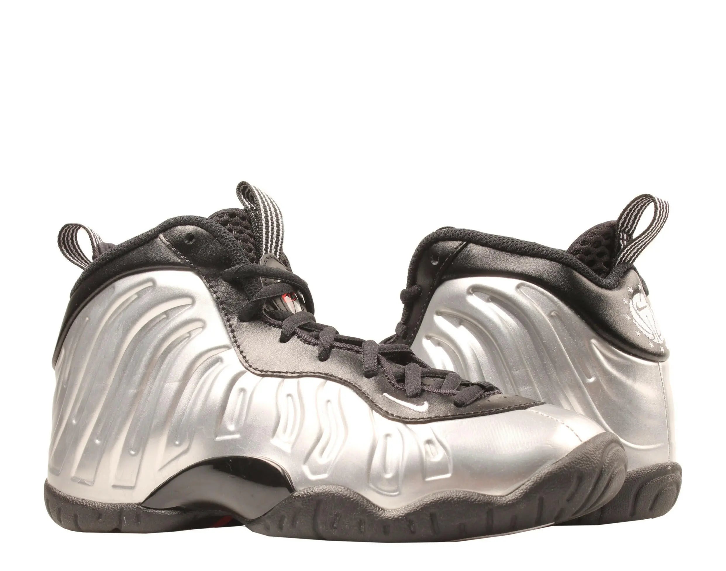 Nike Little Posite One KSA GS Big Kids Basketball Shoes.