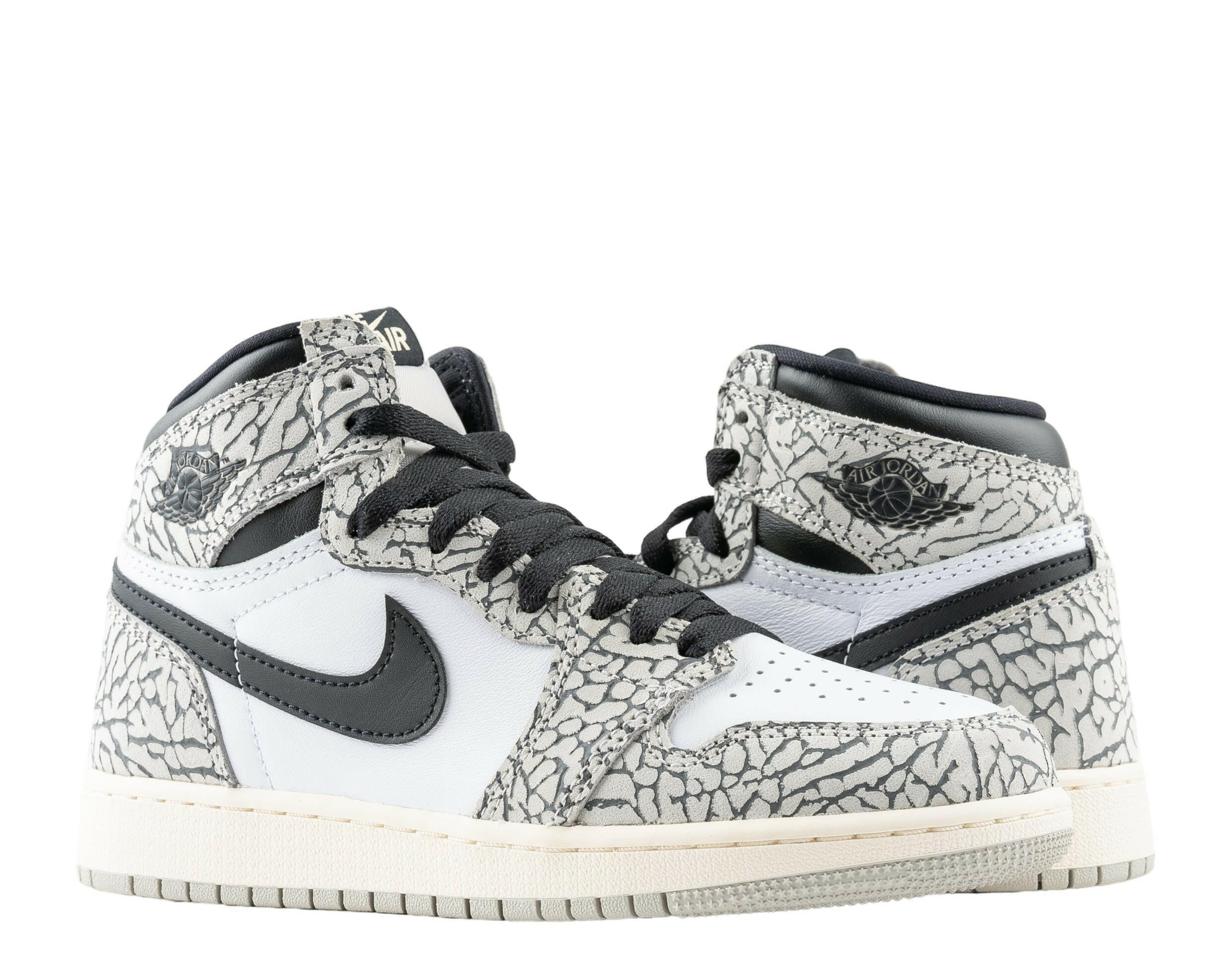 Nike Air Jordan 1 Retro High OG GS Big Kids Basketball Shoes.
