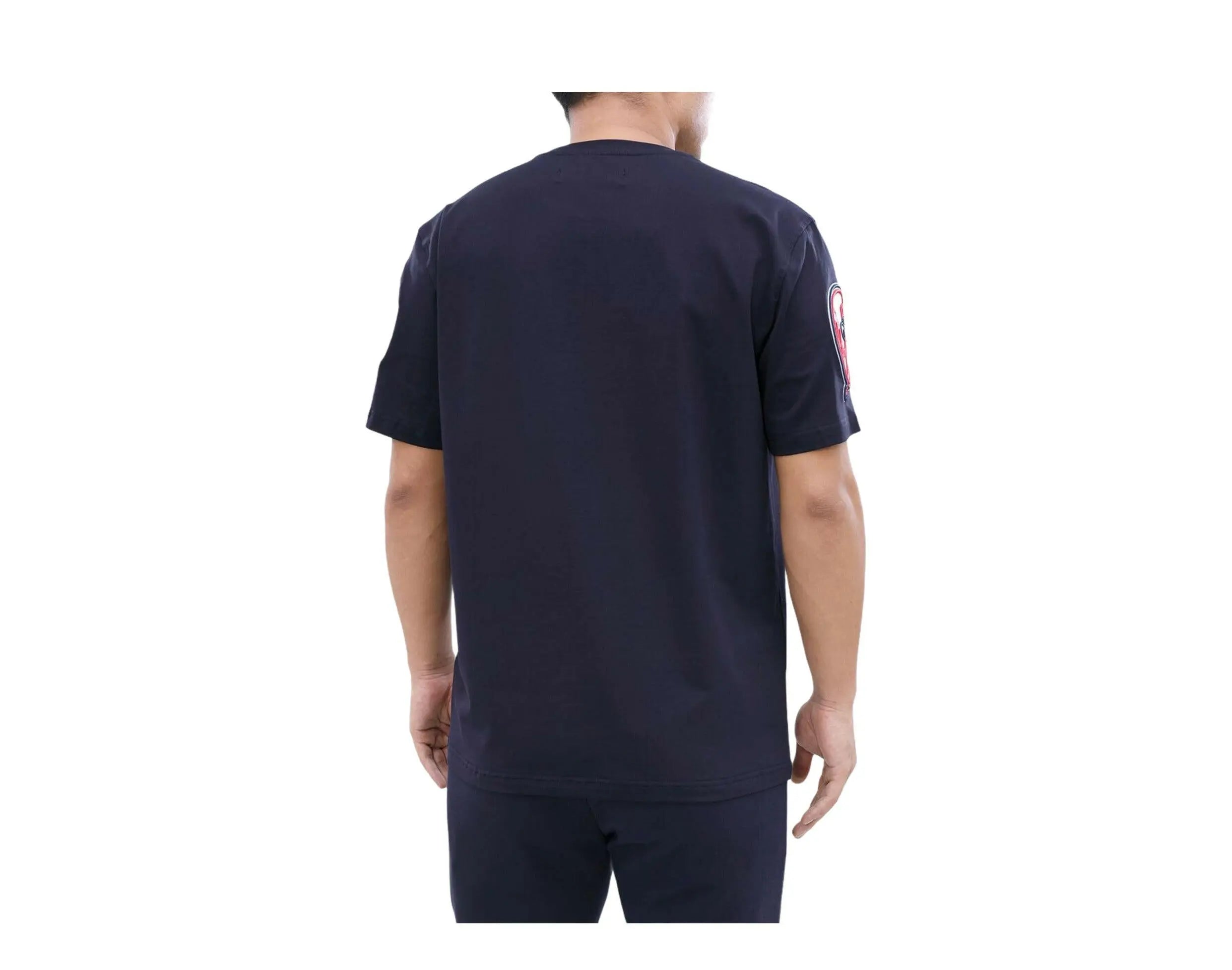 Pro Standard MLB New York Yankees Pro Team Men's Shirt.