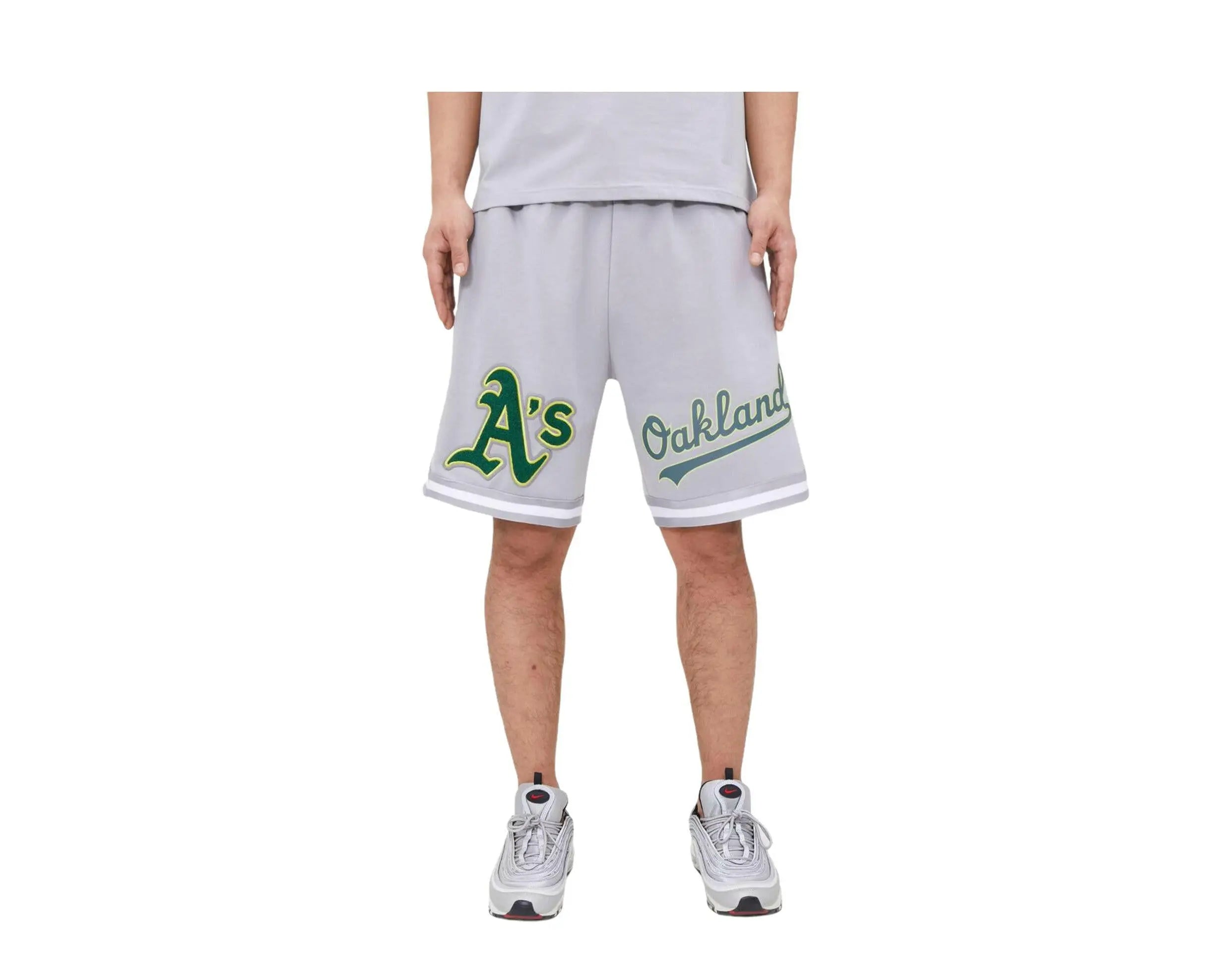 Pro Standard MLB Oakland Athletics Pro Team Men's Shorts.