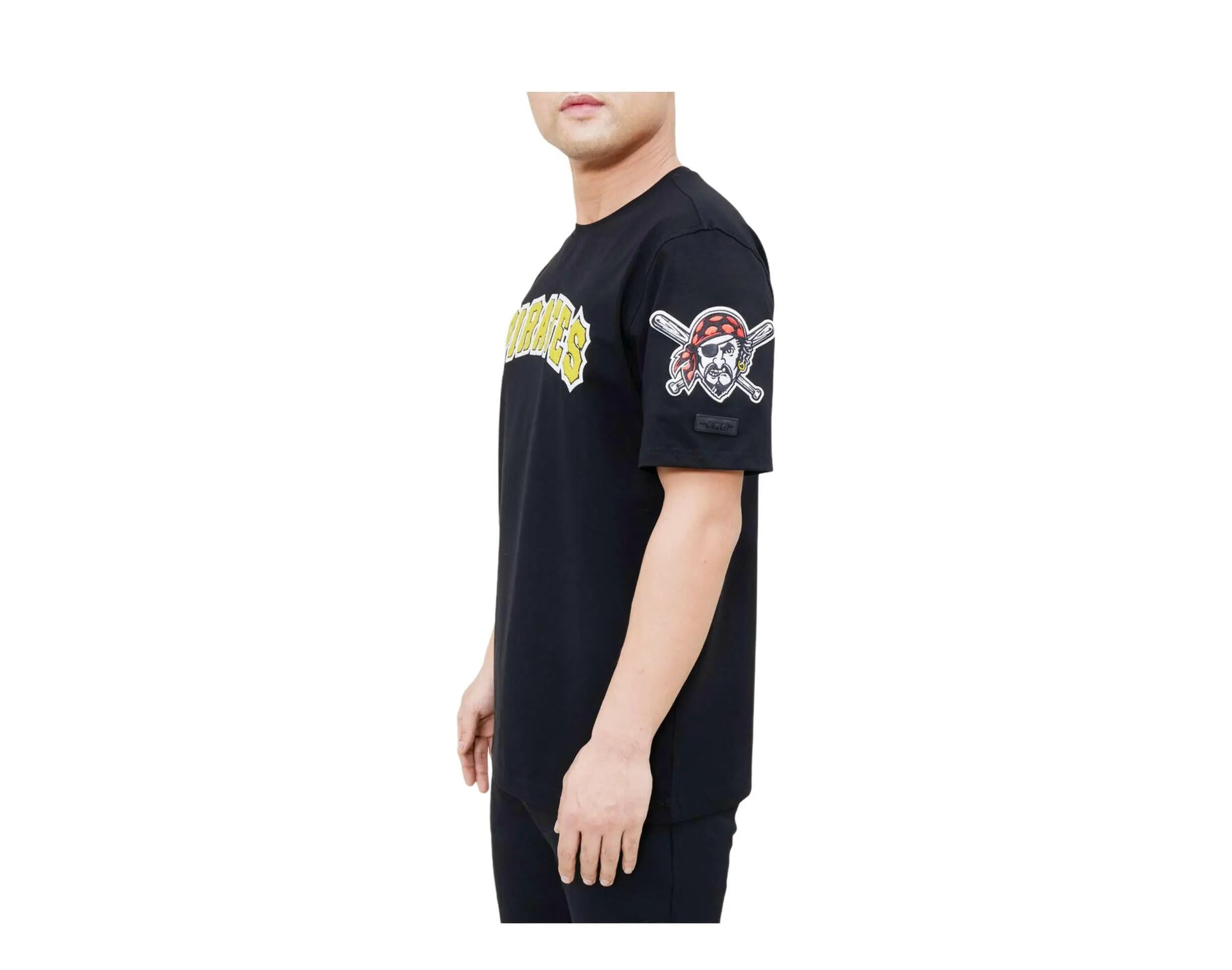 Pro Standard MLB Pittsburgh Pirates Pro Team Men's Shirt.
