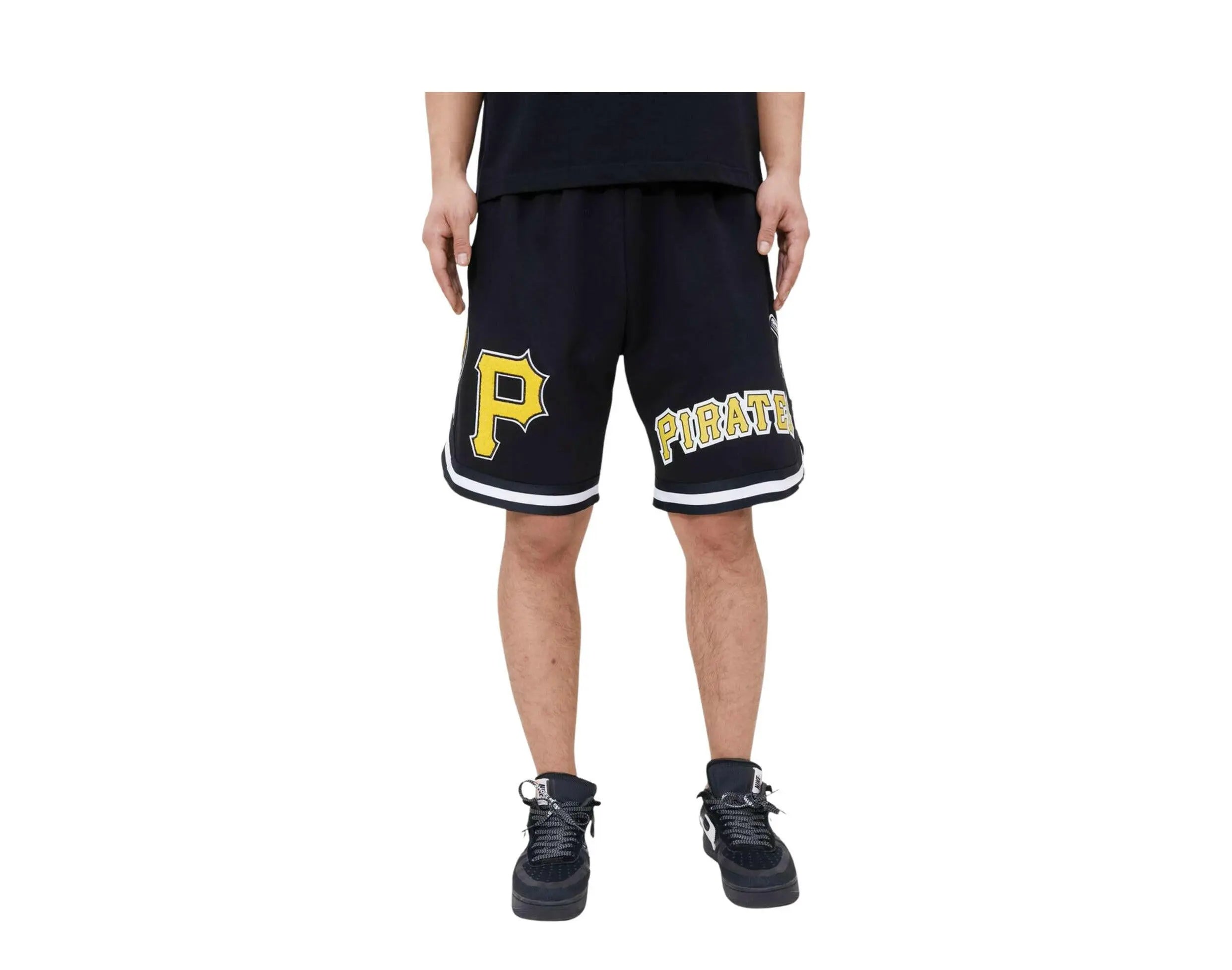 Pro Standard MLB Pittsburgh Pirates Pro Team Men's Shorts.