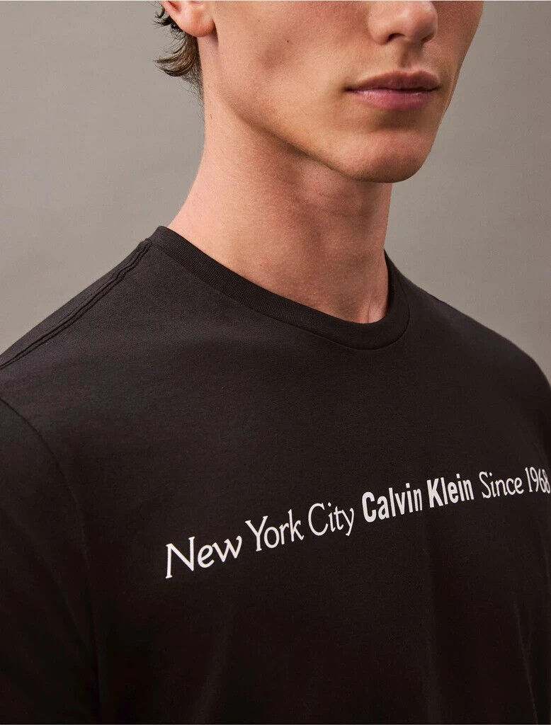 Calvin Klein 40EM860-001 T-Shirt Men Black Cotton Linear Text Logo Crew Neck Tee