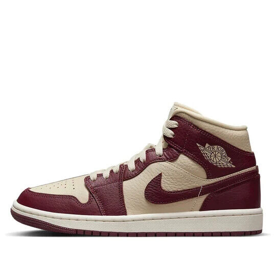 Air Jordan 1 Mid SE Sneaker Women's Beach Cherrywood Basketball Shoes