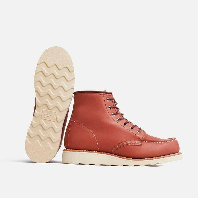 Red Wing Heritage Classic 3425 Women's Auburn Leather Moc Toe 6-Inch Ankle Boots.