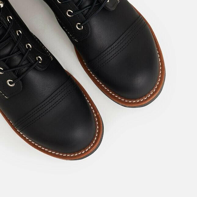 Red Wing Iron Ranger 8084 Men's Black Leather Toe Cap Comfort 6-Inch Ankle Boots.