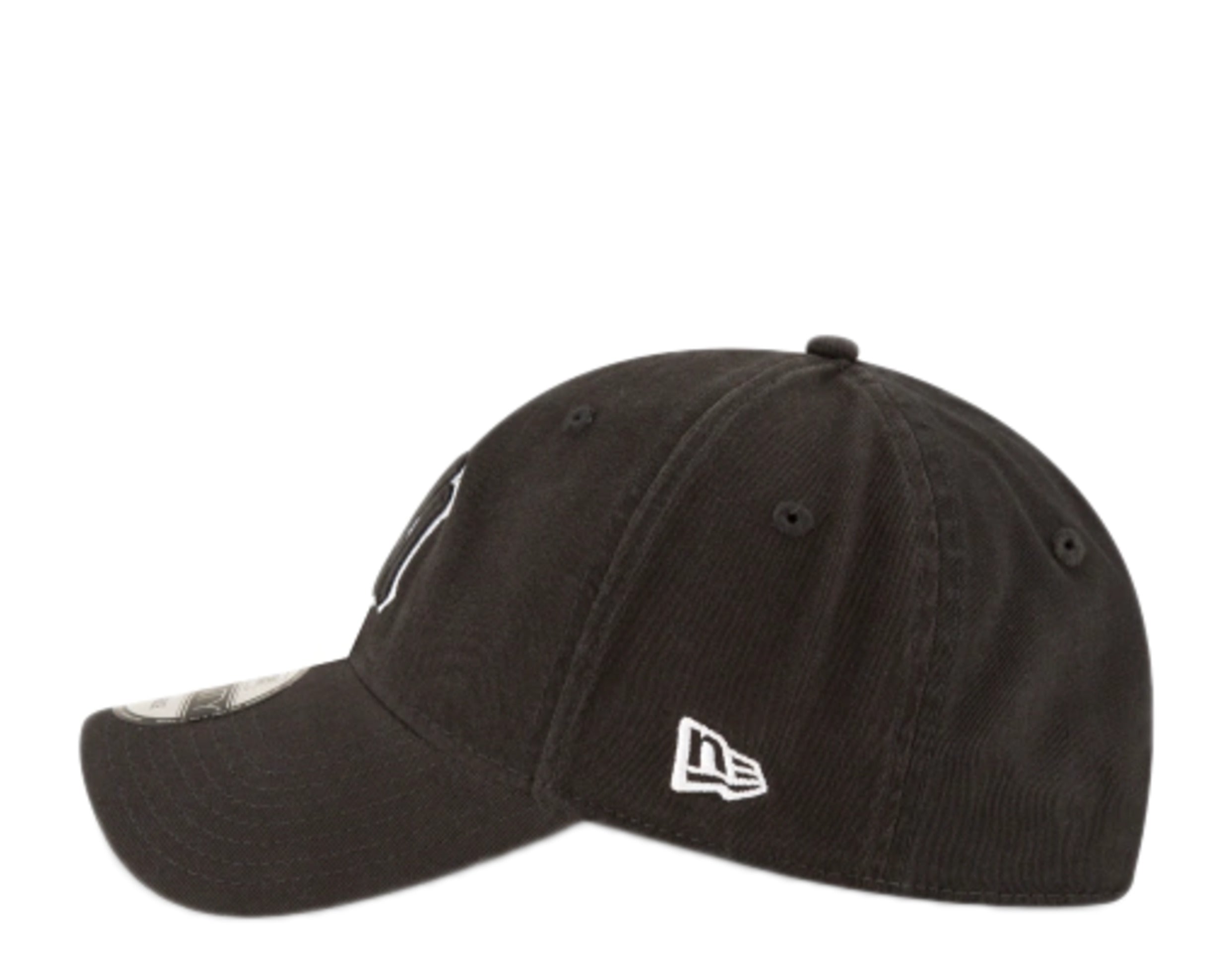 New Era 9Twenty New York Yankees Core Classic Black Adjustable Dad Hat