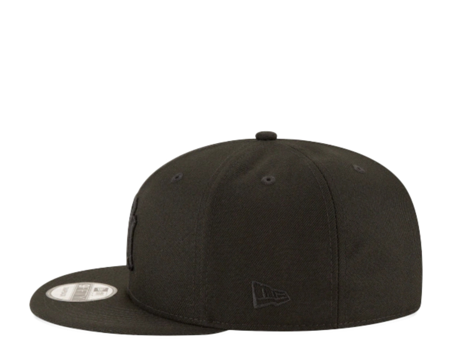 New Era 9Fifty MLB New York Yankees Blackout Basic Snapback Hat