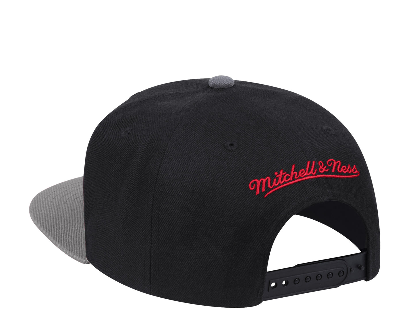 Mitchell & Ness Core Basic Chicago Bulls Snapback Hat