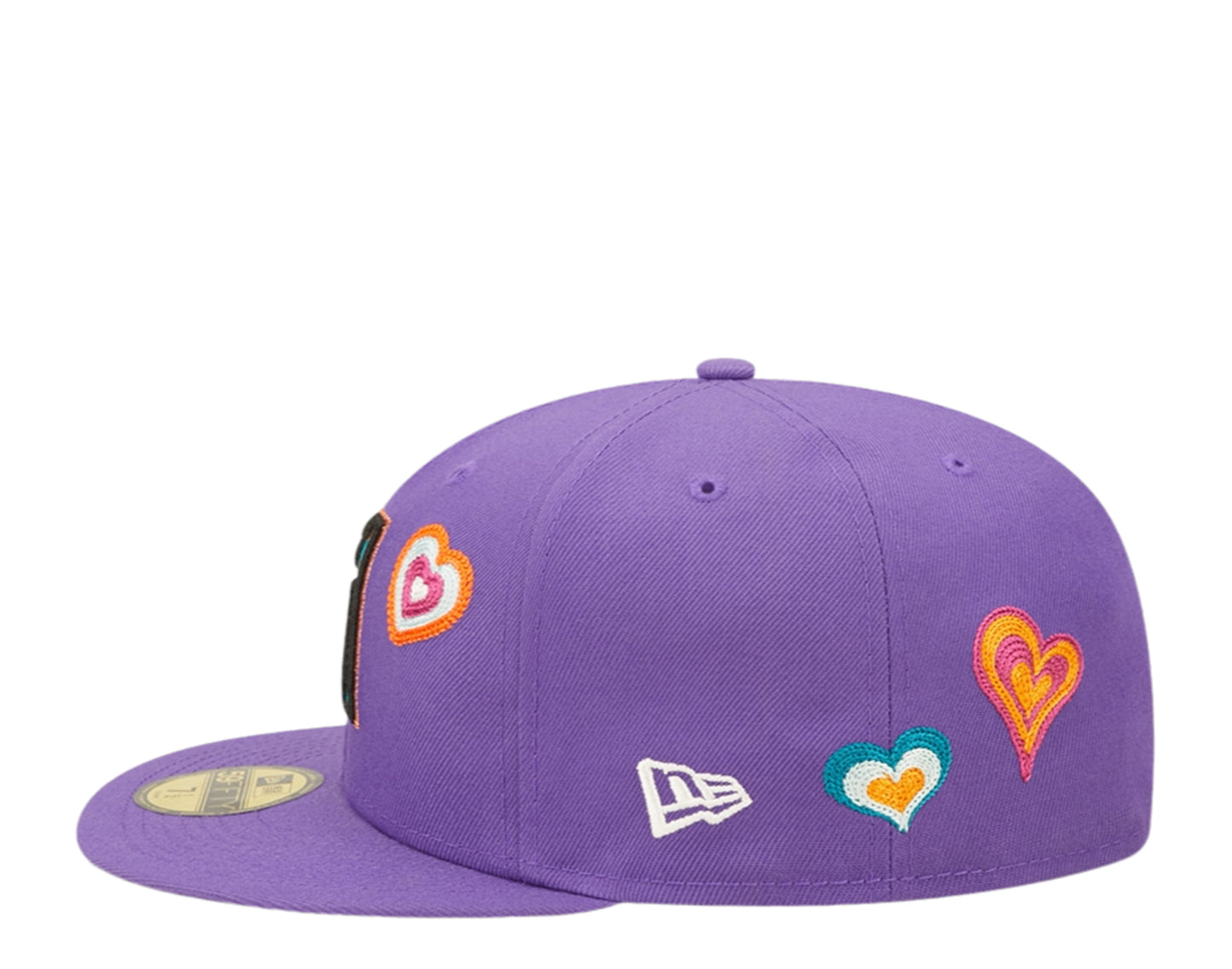 New Era 59Fifty MLB Arizona Diamondbacks Chain Stitch Heart Fitted Hat W/ Pink Undervisor