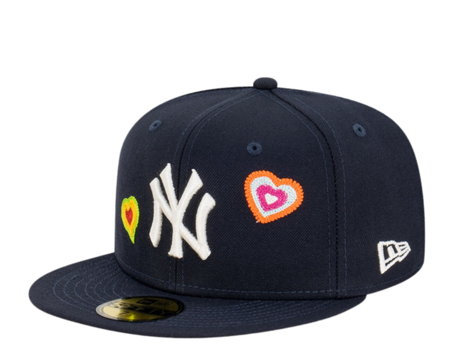 New Era 59Fifty MLB New York Yankees Chain Stitch Heart Fitted Hat W/ Pink Undervisor