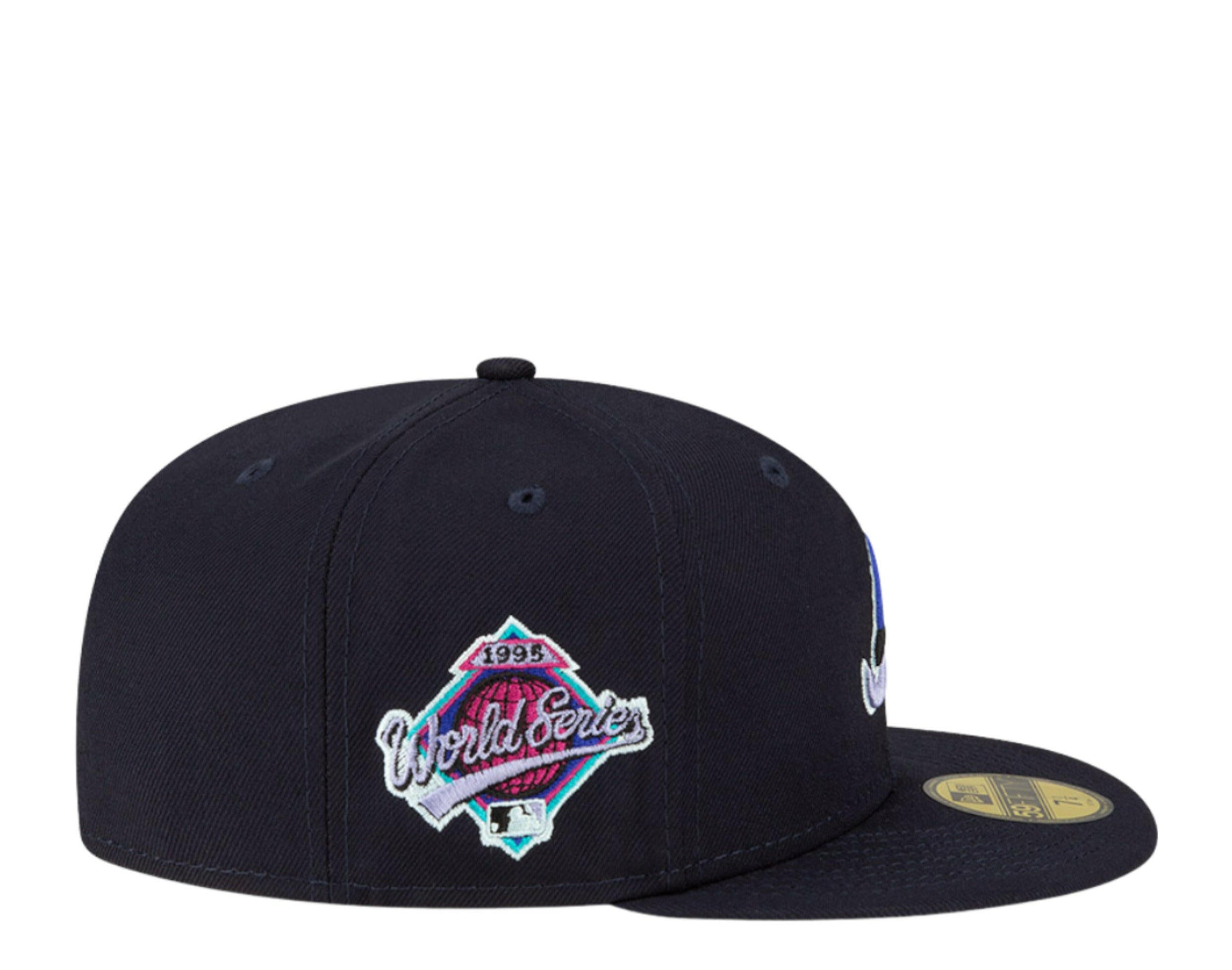 New Era 59Fifty MLB Atlanta Braves Polar Lights Fitted Hat.