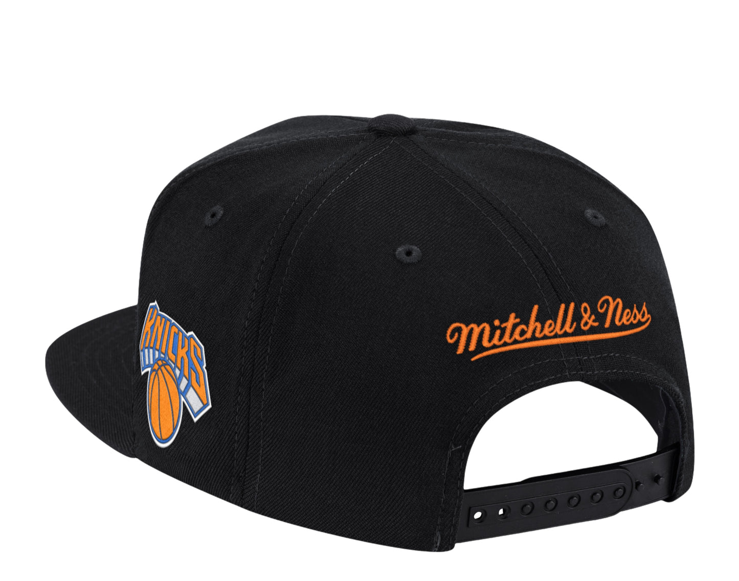 Mitchell & Ness NBA New York Knicks Foundation Script Snapback Hat