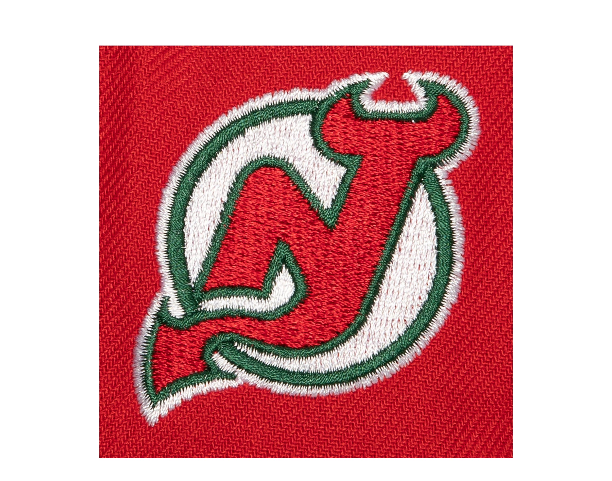 Vintage NHL New Jersey Devils SportsChannel Pinstripe Snapback Hat – 🎅 Bad  Santa