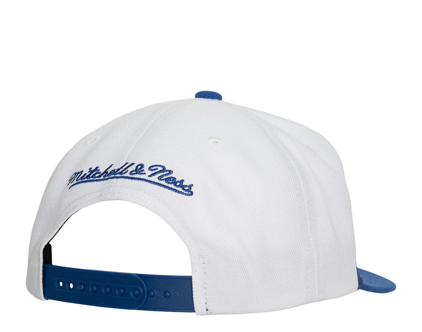 Mitchell & Ness NHL New York Islanders Vintage Sharktooth Snapback Hat