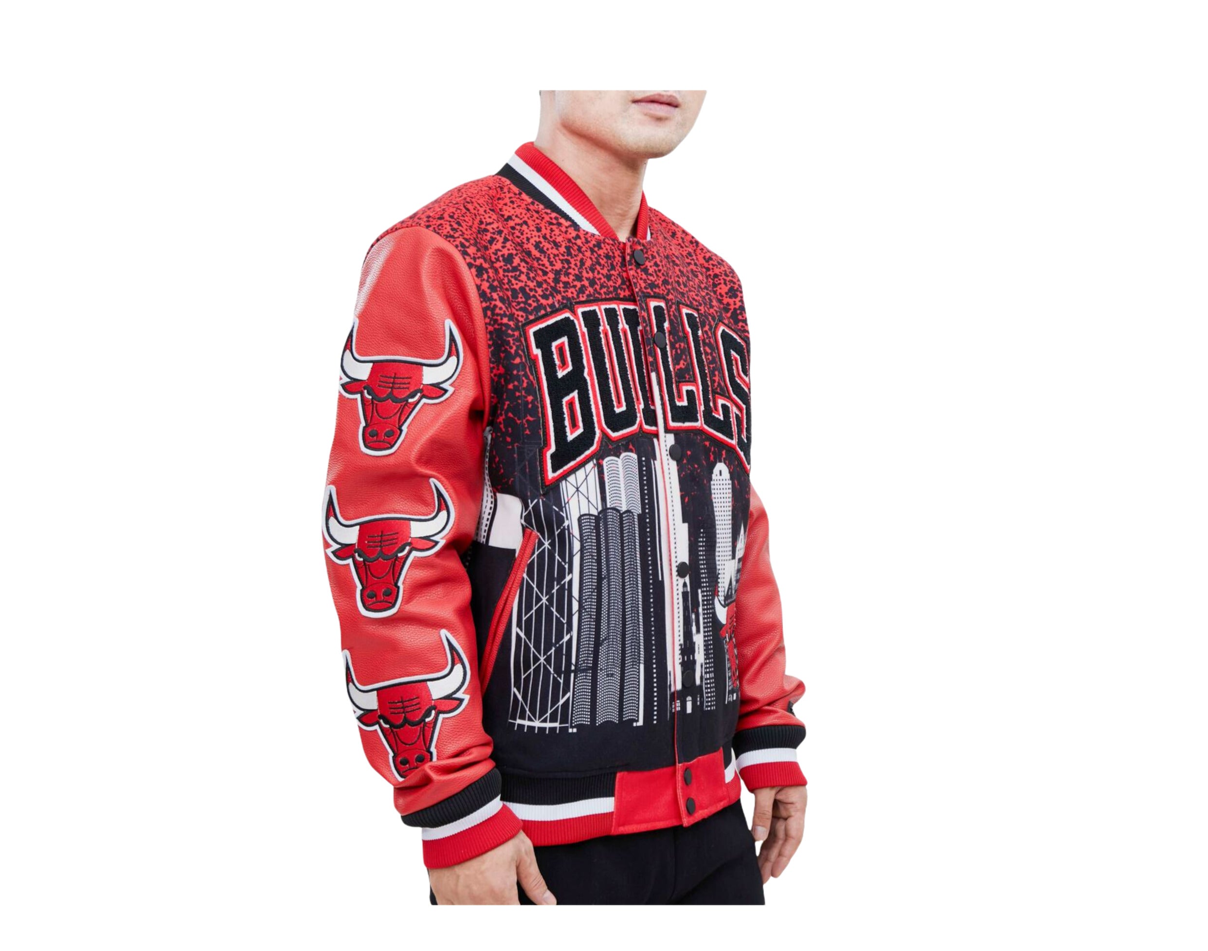 Pro Standard Chicago Bulls Varsity Jacket Red