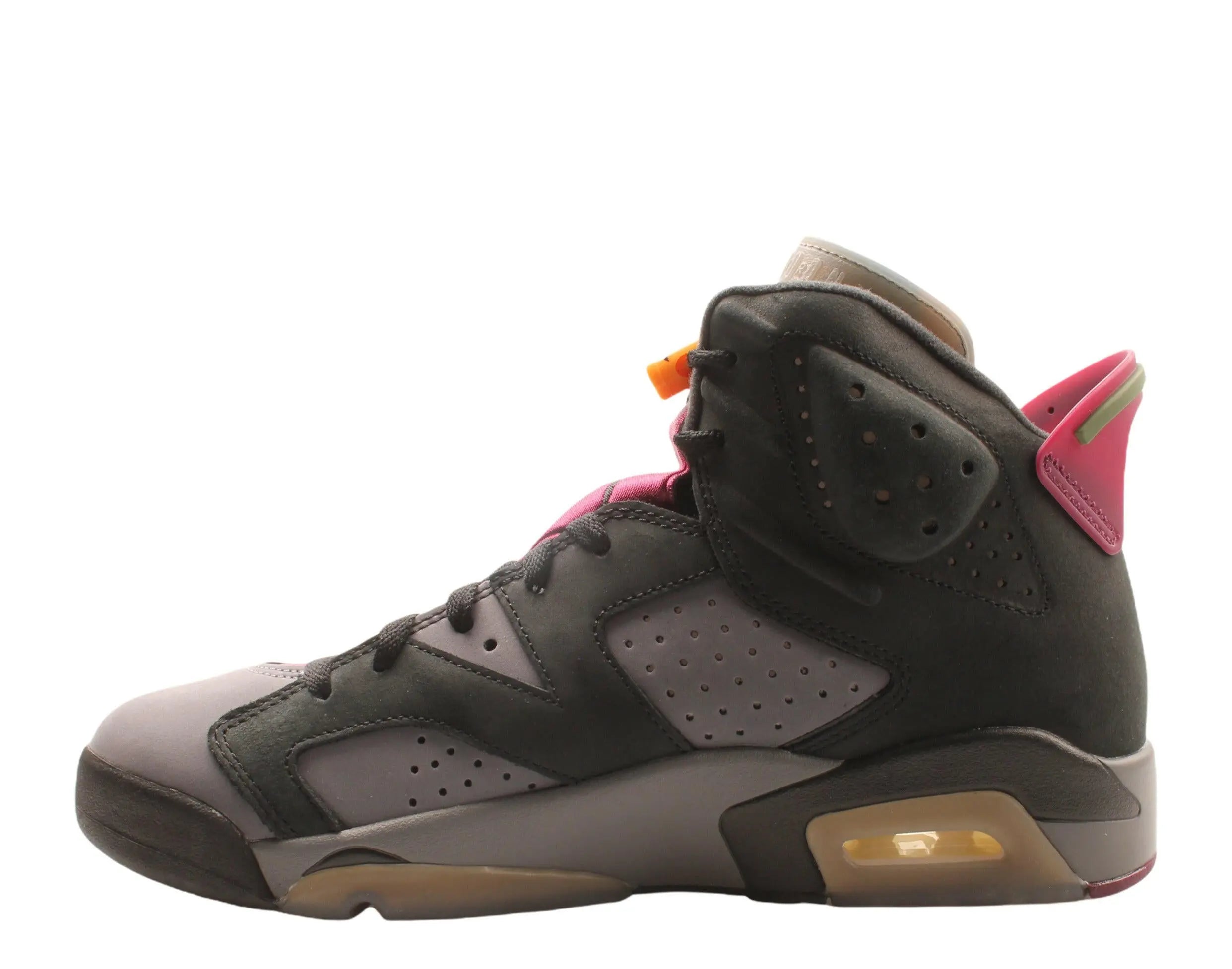 Nike Air Jordan 6 Retro Men's Basketball Shoes.