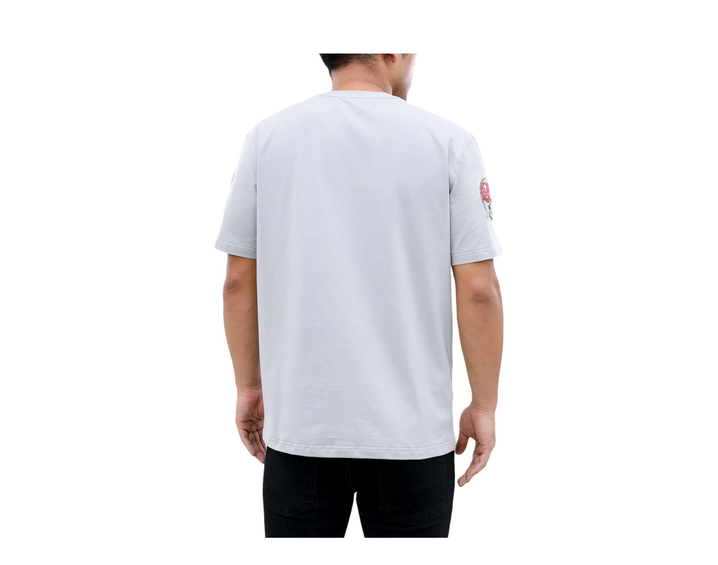 Pro Standard NFL Tampa Bay Buccaneers Pro Team Men's Shirt.