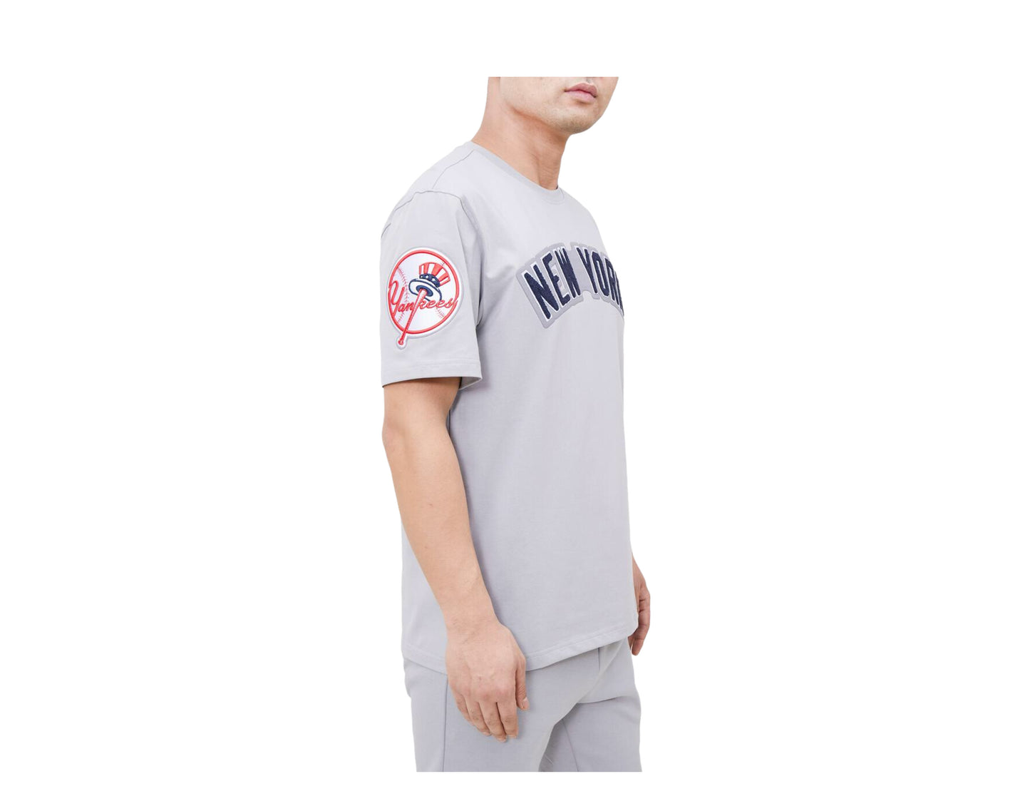 Pro Standard MLB New York Yankees Pro Team Men's Shirt