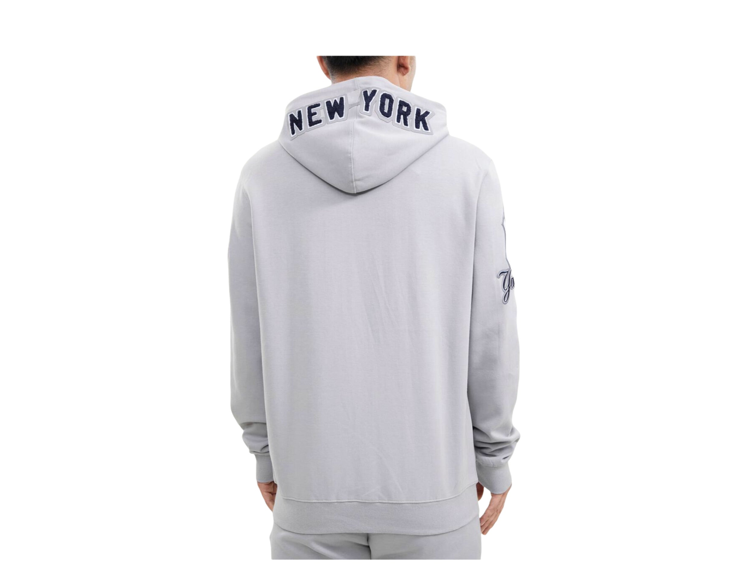 MLB Girls' New York Yankees Gray Clubhouse Short Sleeve Hoodie