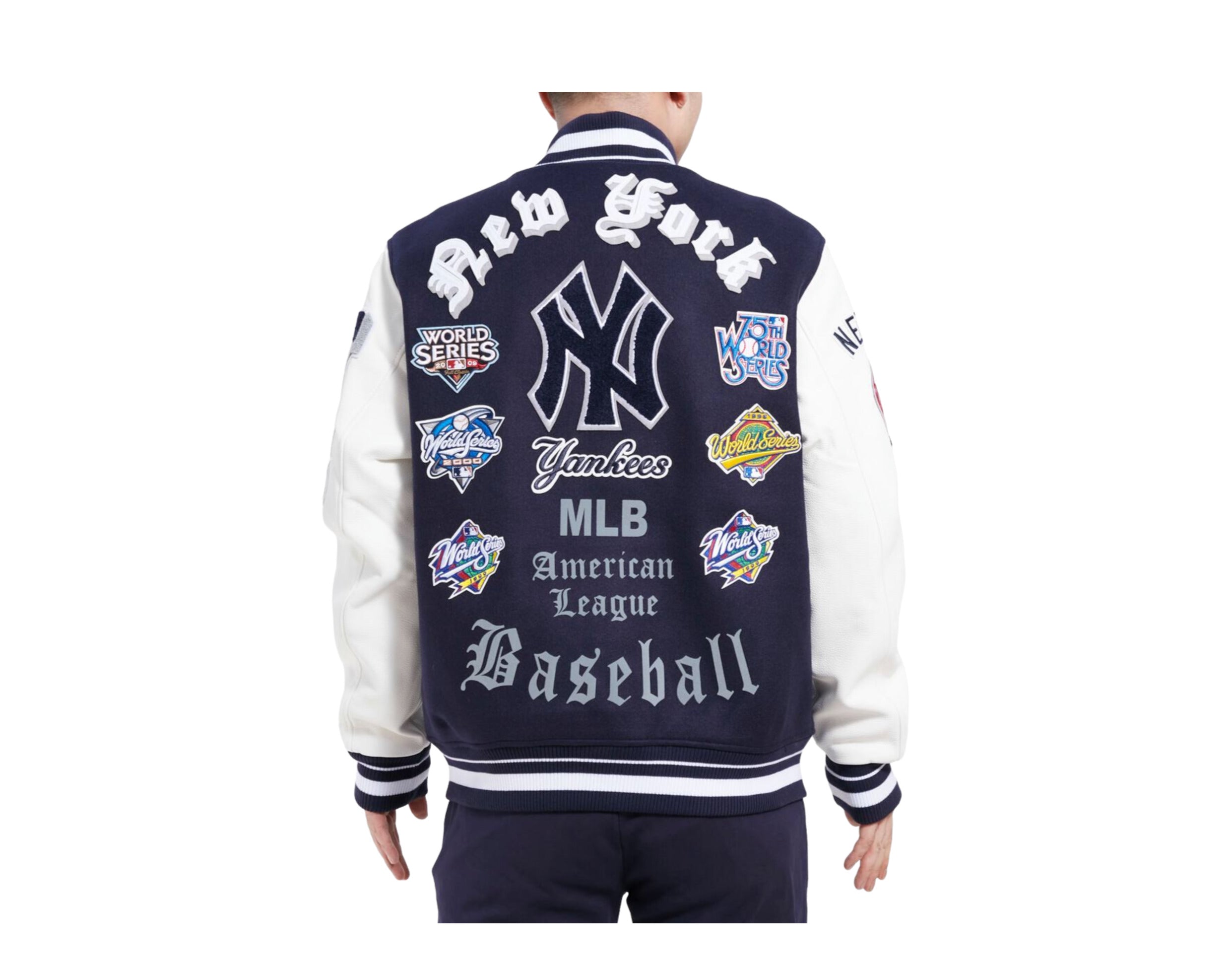 Nike Overview (MLB New York Yankees) Men's 1/2-Zip Jacket.