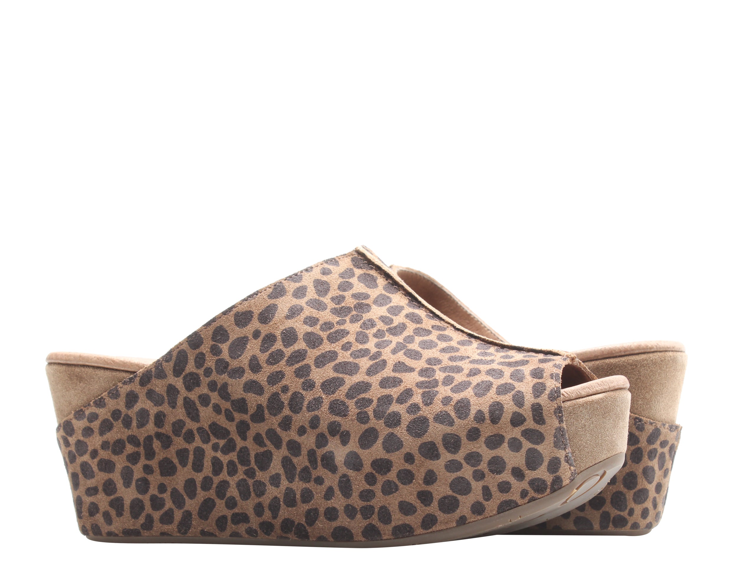 Chocolat Blu Wynn Peep Toe Wedge Women's Sandal